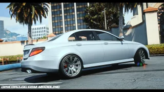 Benefactor Streiter Sedan | 4 Seat Luxury Saloon photo 4