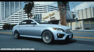 Benefactor Streiter Sedan | 4 Seat Luxury Saloon photo 1